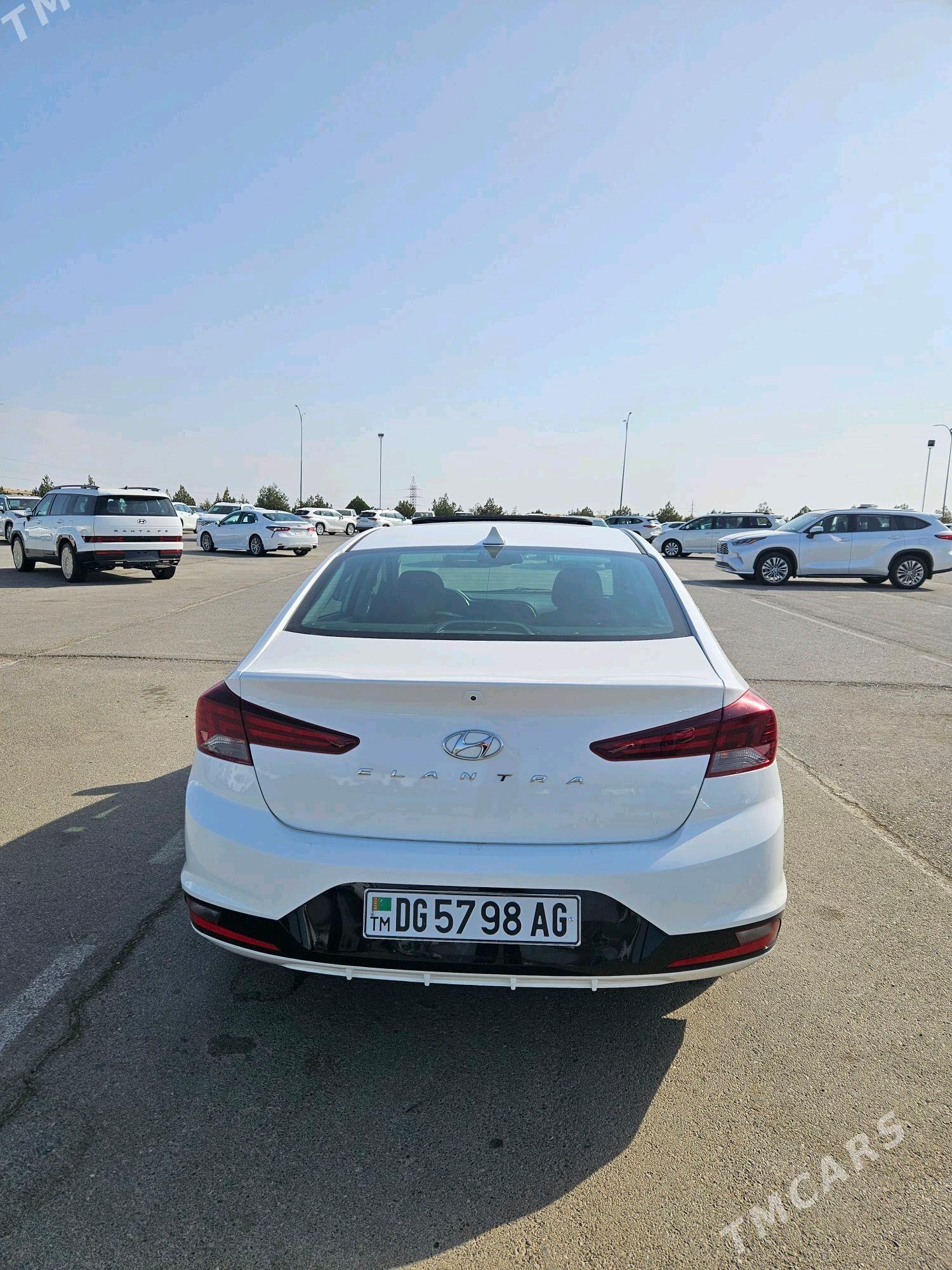 Hyundai Elantra 2020 - 230 000 TMT - Ашхабад - img 3