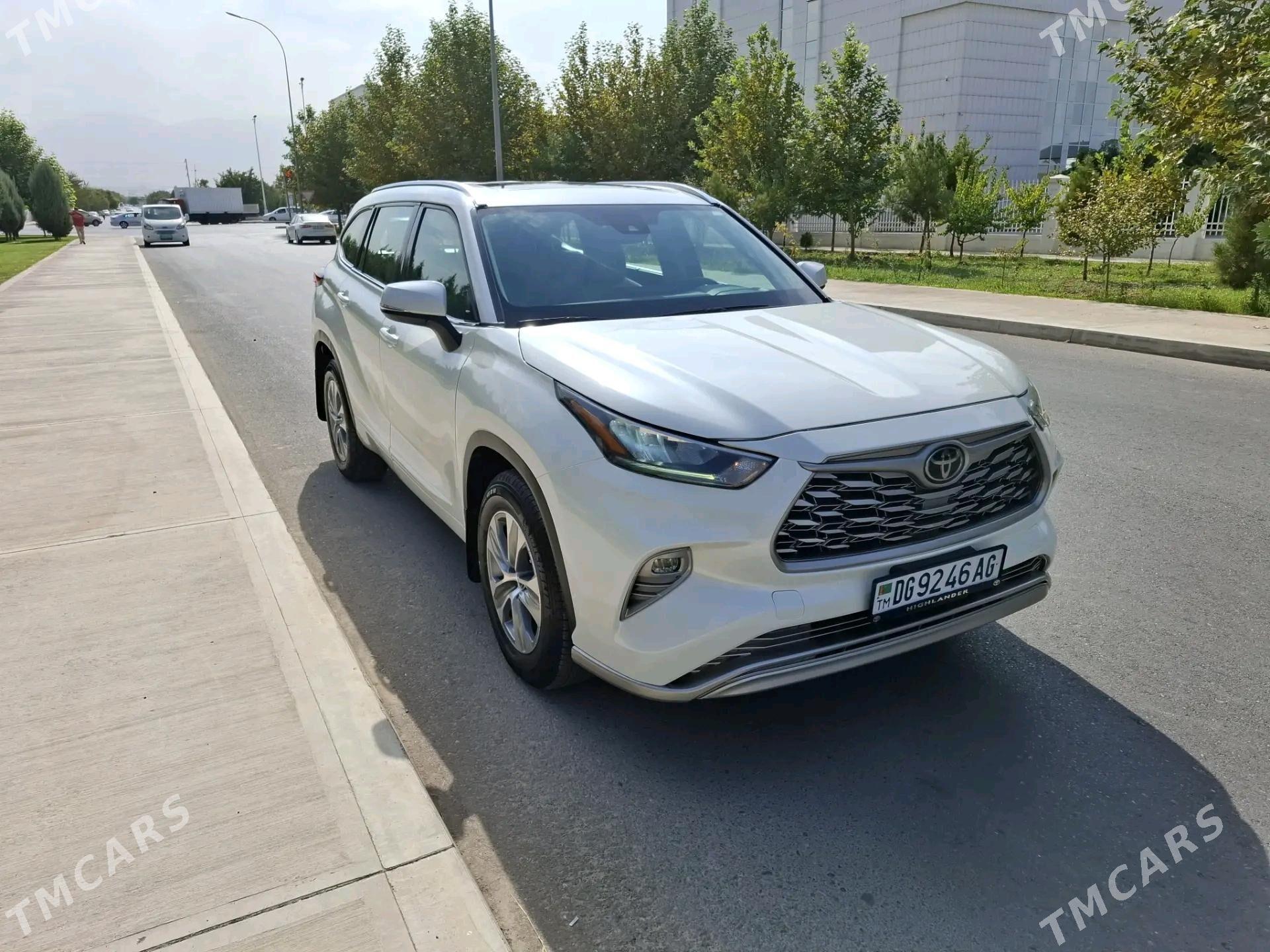 Toyota Highlander 2022 - 548 000 TMT - Ашхабад - img 3