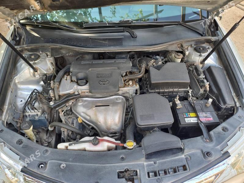 Toyota Camry 2013 - 220 000 TMT - Векильбазар - img 2
