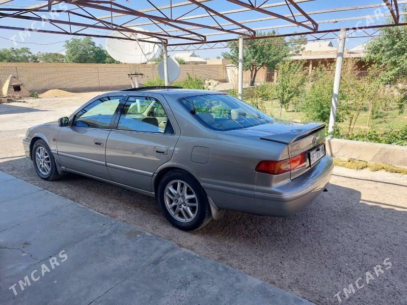 Toyota Camry 2001 - 170 000 TMT - Байрамали - img 9