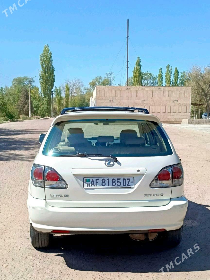 Lexus RX 300 2000 - 166 000 TMT - Губадаг - img 8