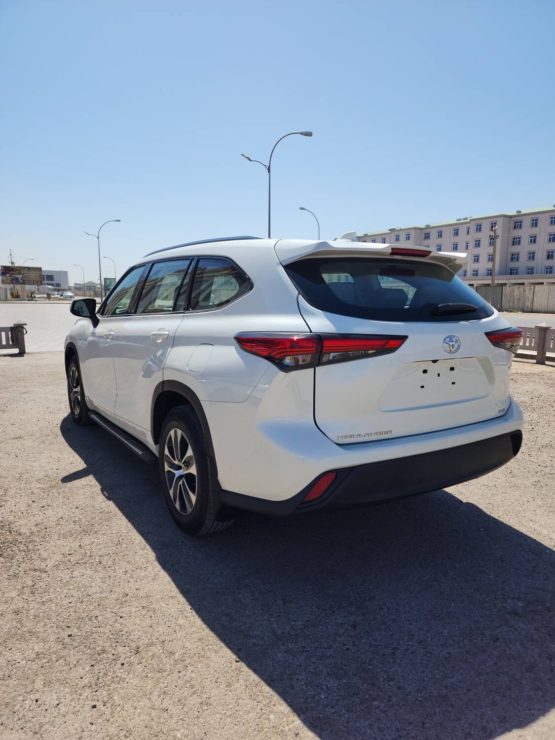 Toyota Highlander 2020 - 580 000 TMT - Мары - img 7