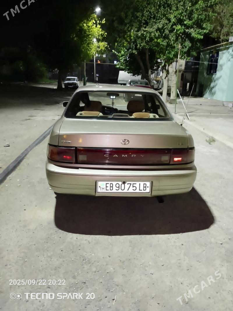 Toyota Camry 1994 - 95 000 TMT - Türkmenabat - img 2