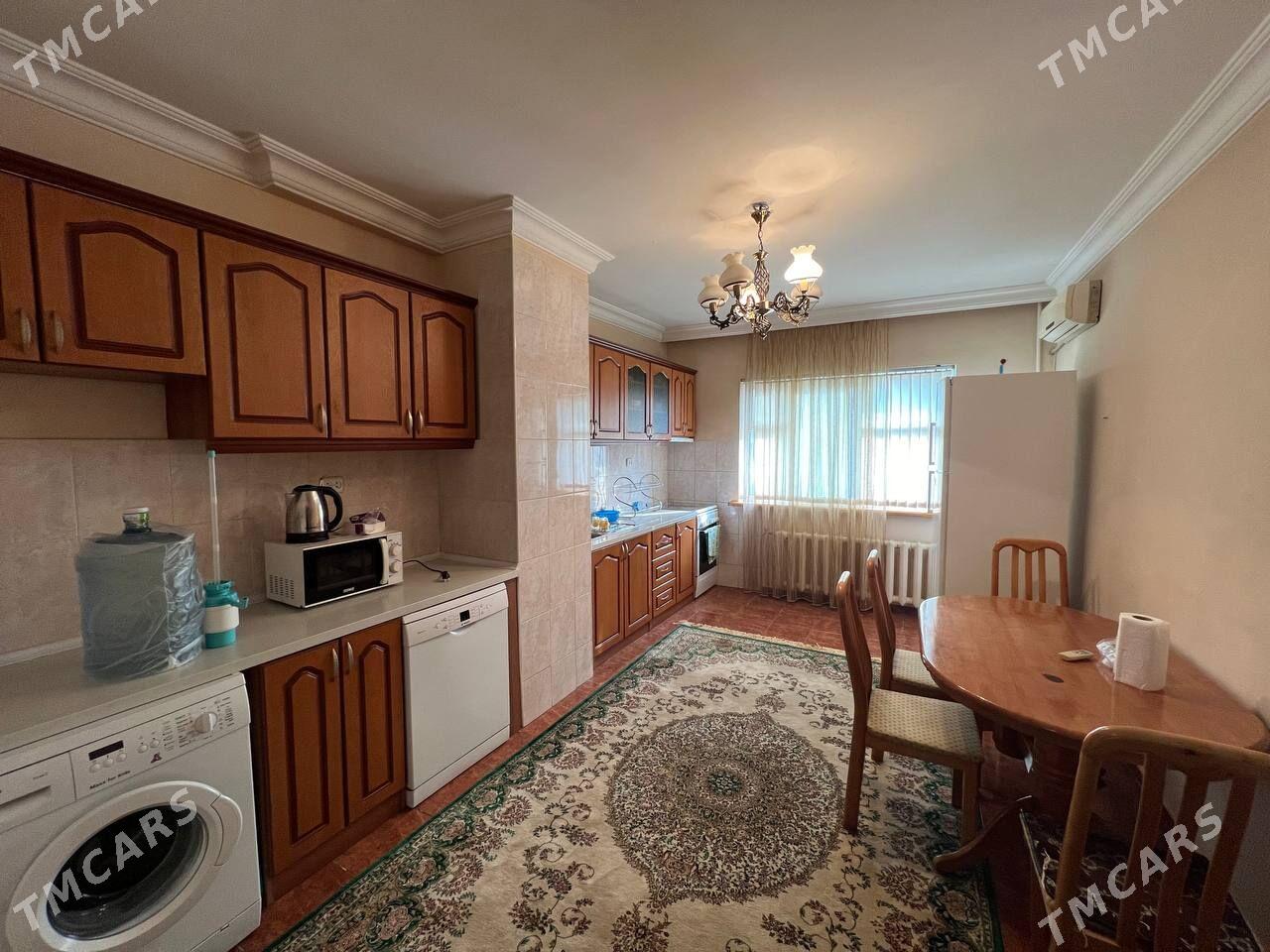 11 мкр 3 ком 4эт 100м² - Ашхабад - img 4