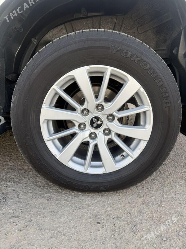 Mitsubishi Montero Sport 2019 - 380 000 TMT - Aşgabat - img 5