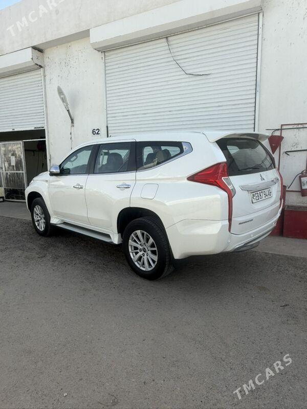 Mitsubishi Montero Sport 2019 - 380 000 TMT - Aşgabat - img 4