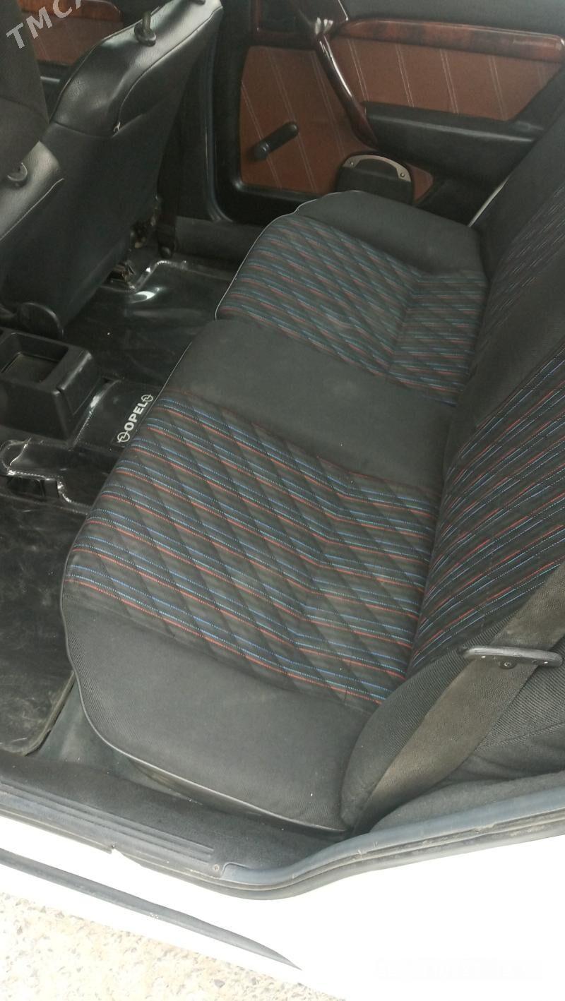 Opel Vectra 1990 - 58 000 TMT - Türkmenbaşy - img 3