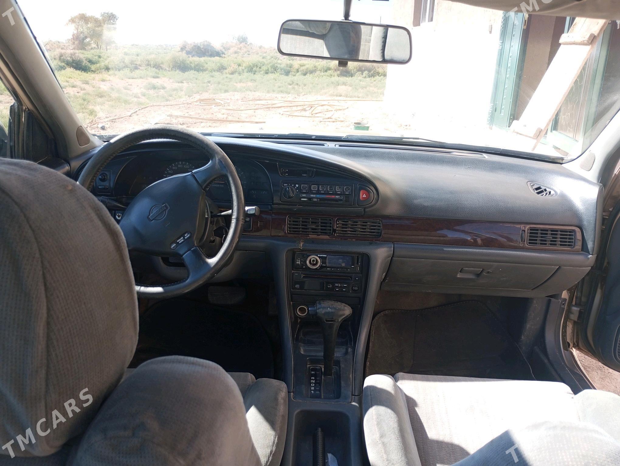 Nissan Bluebird 1997 - 25 000 TMT - Акдепе - img 6