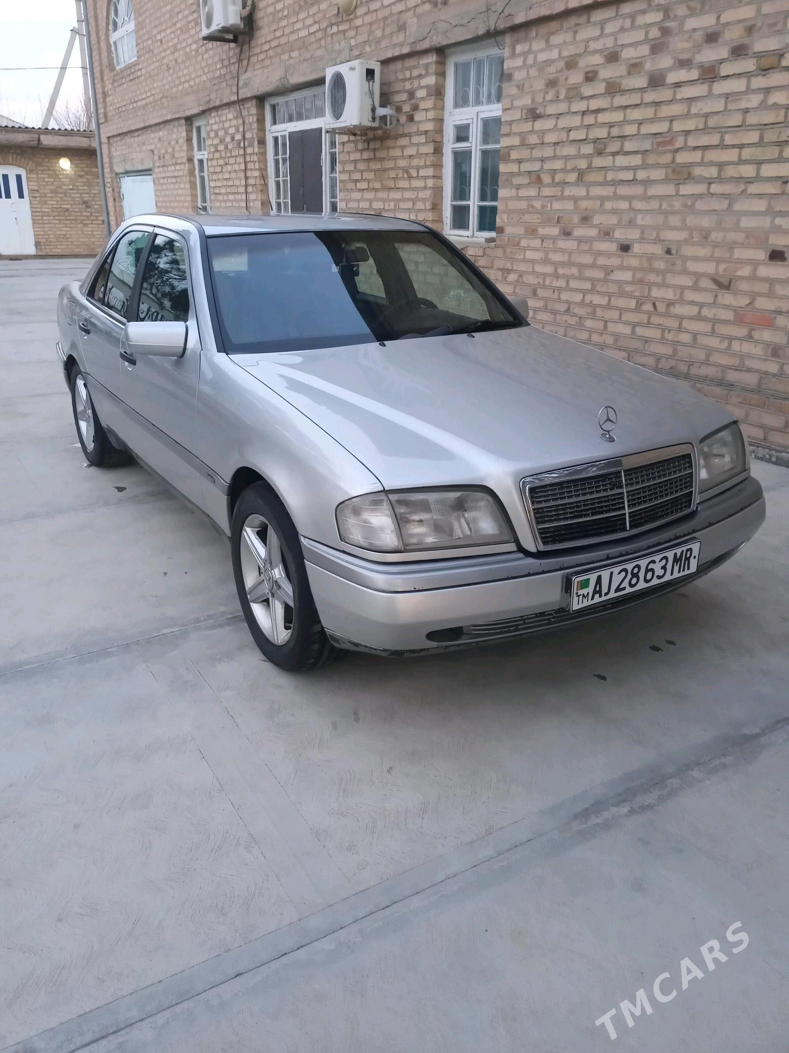Mercedes-Benz W123 1993 - 60 000 TMT - Murgap - img 1