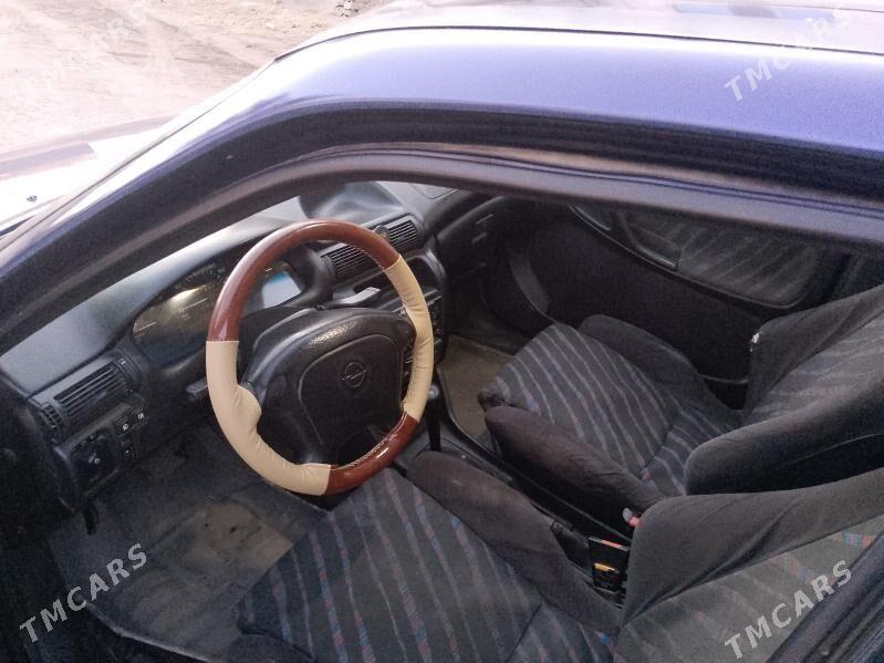 Opel Astra 1996 - 53 000 TMT - Дашогуз - img 6