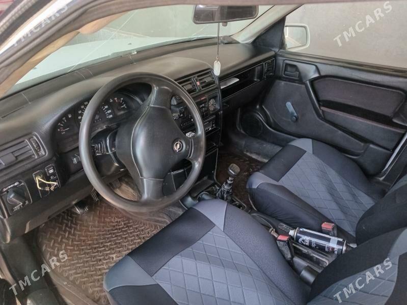 Opel Vectra 1992 - 28 000 TMT - Саят - img 3