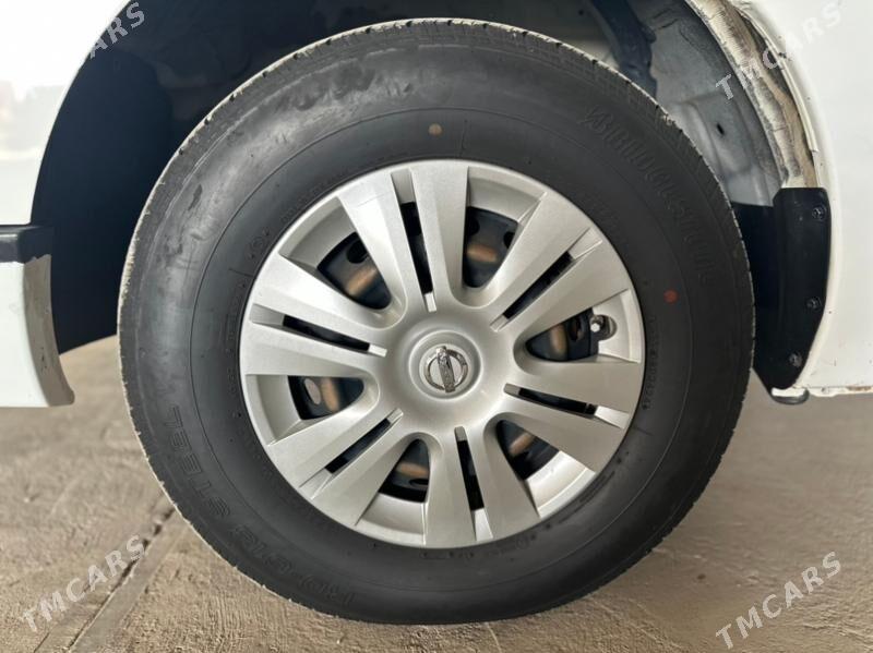 Nissan Urvan 2020 - 302 000 TMT - Mary - img 4