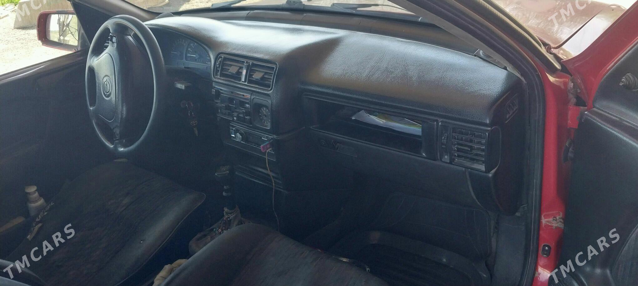 Opel Vectra 1993 - 25 000 TMT - Murgap - img 4