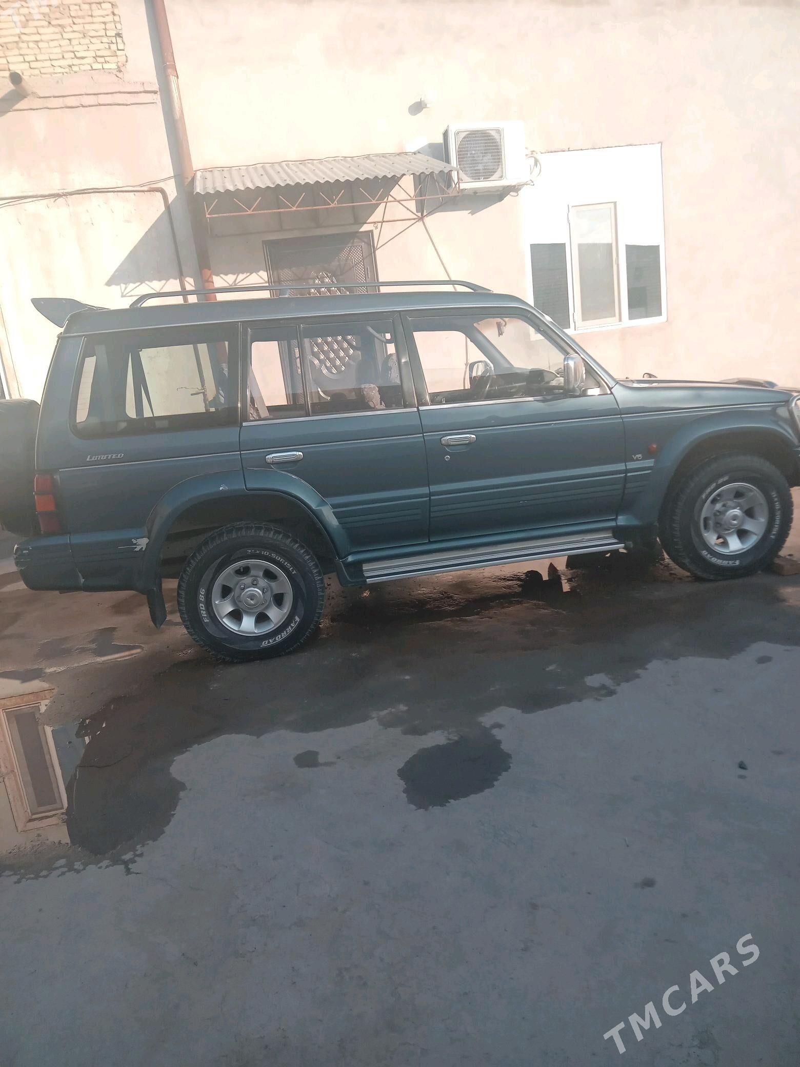 Mitsubishi Pajero 1993 - 85 000 TMT - Çärjew - img 4