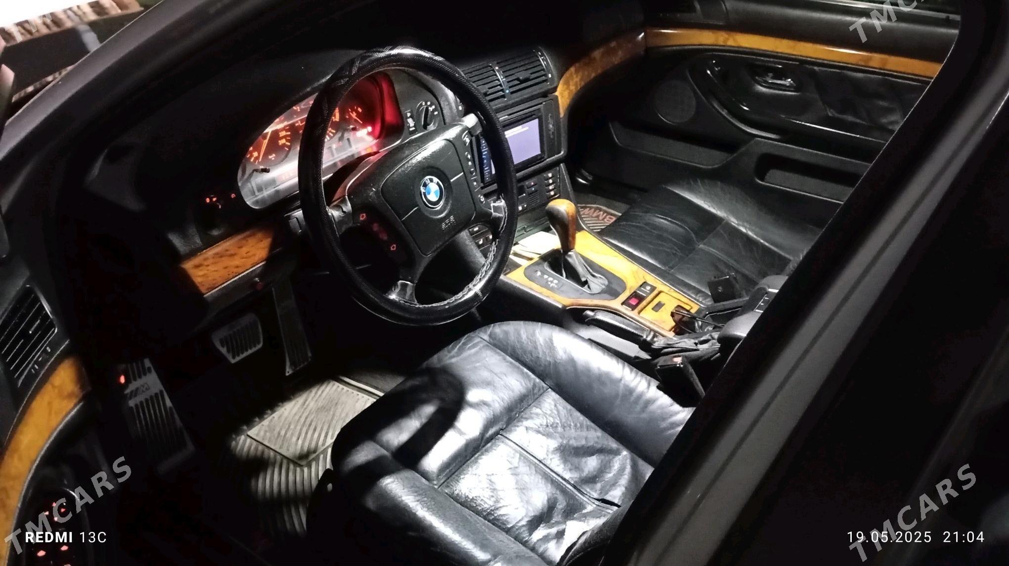 BMW E39 1999 - 115 000 TMT - Daşoguz - img 6