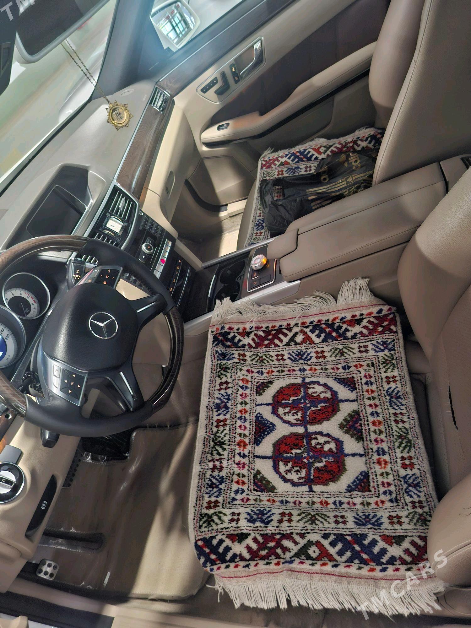 Mercedes-Benz E350 2010 - 280 000 TMT - Бузмеин ГРЭС - img 2