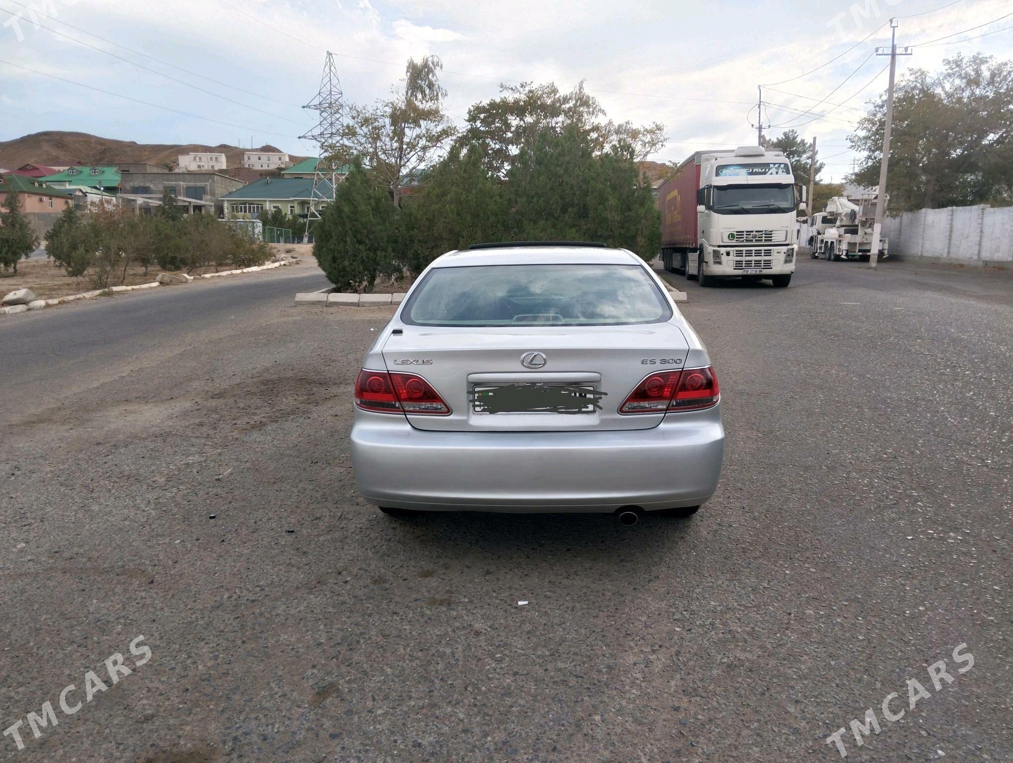 Lexus ES 300 2003 - 200 000 TMT - Türkmenbaşy - img 2
