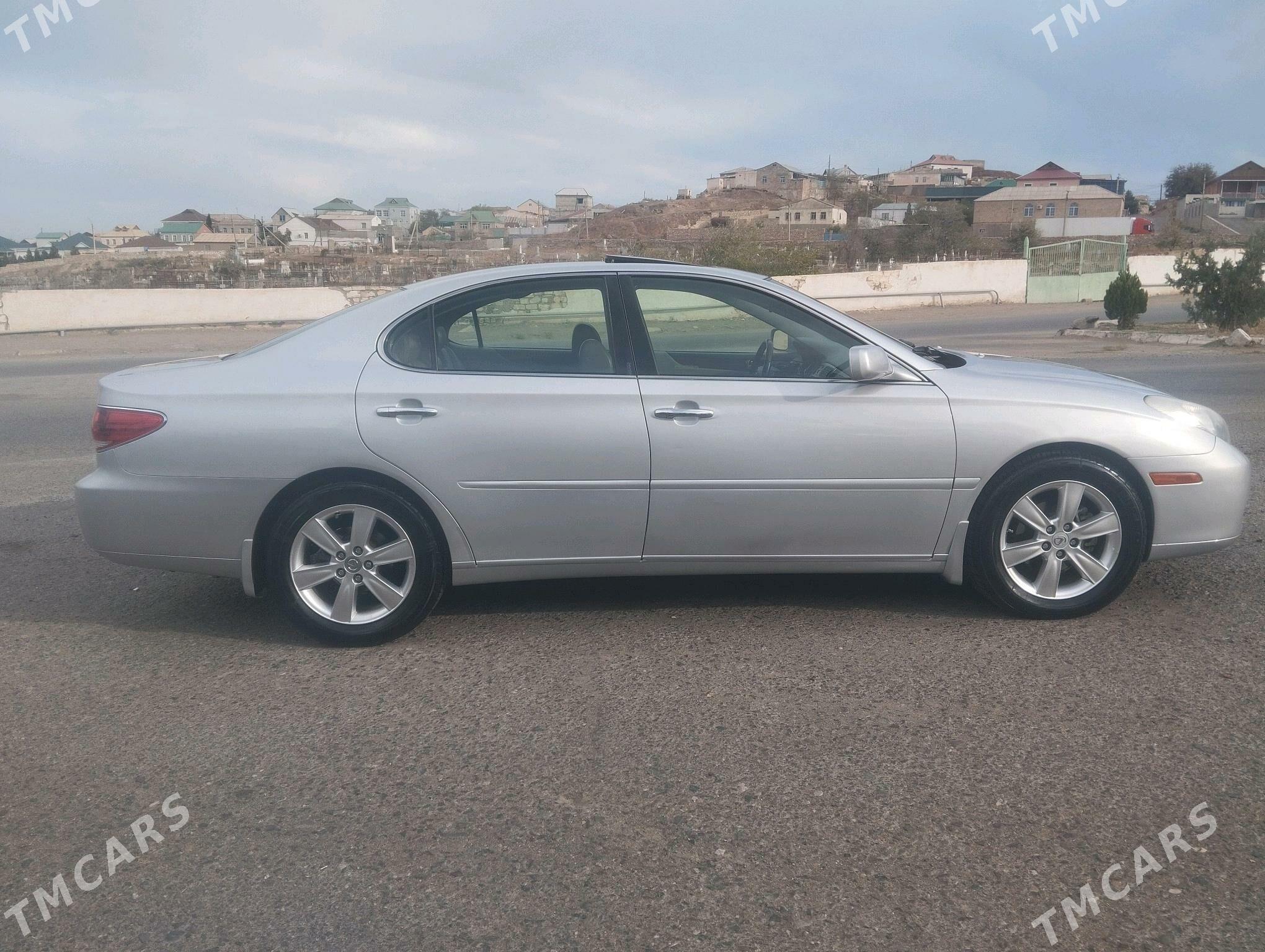 Lexus ES 300 2003 - 200 000 TMT - Türkmenbaşy - img 3