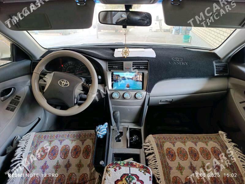 Toyota Camry 2010 - 145 000 TMT - Мары - img 4