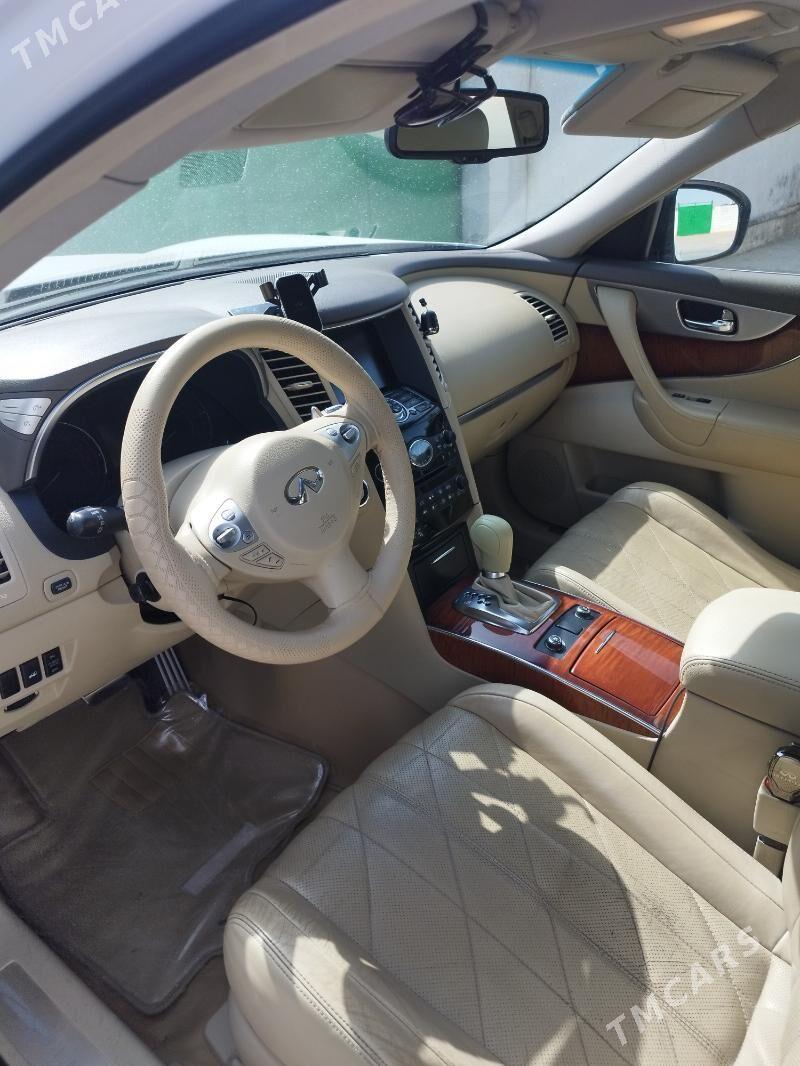 Infiniti FX35 2010 - 300 000 TMT - Анев - img 4