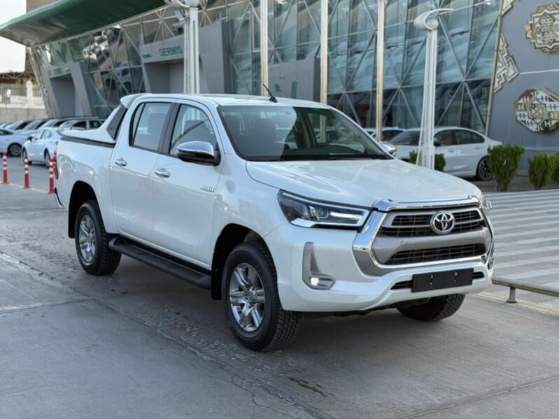 Toyota Hilux 2022 - 565 500 TMT - 11 mkr - img 9