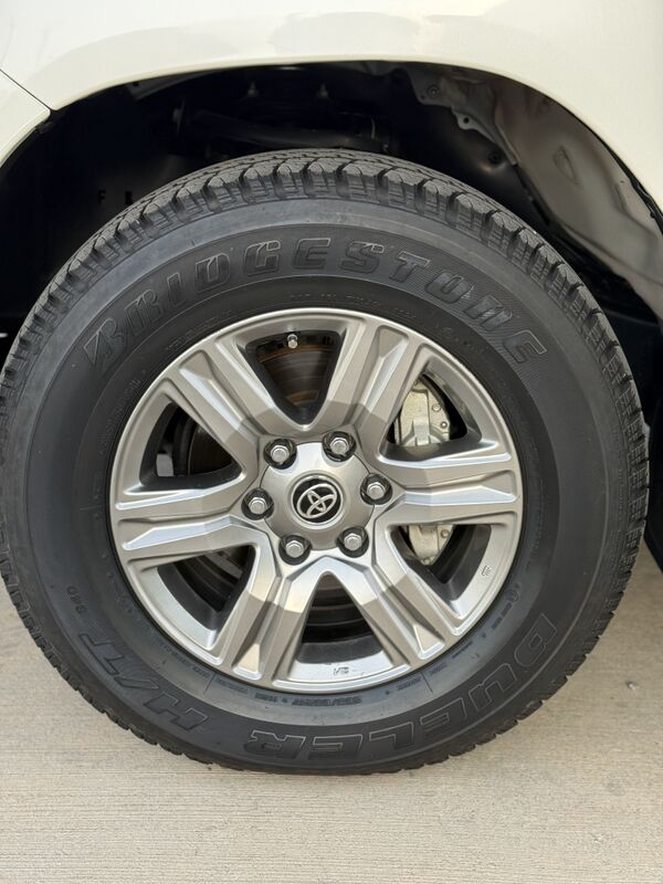 Toyota Hilux 2022 - 565 500 TMT - 11 mkr - img 10