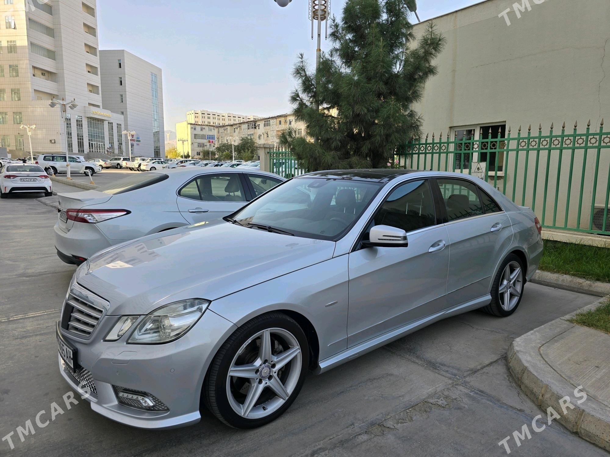 Mercedes-Benz E350 2009 - 320 000 TMT - Bäherden - img 3
