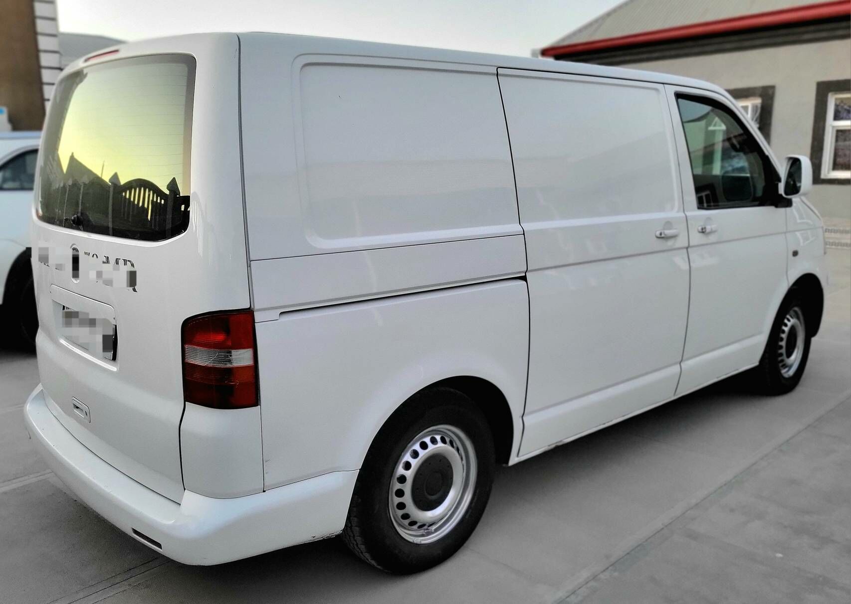 Volkswagen Transporter 2005 - 150 000 TMT - Мары - img 3