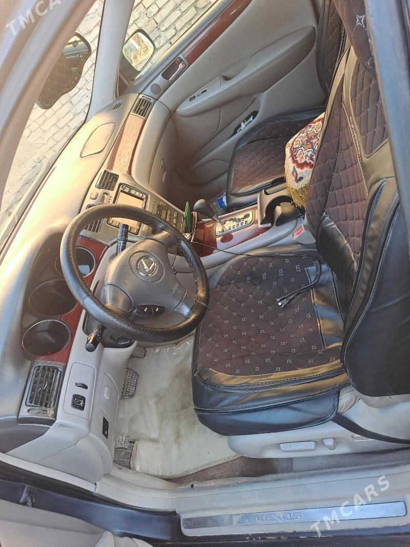 Lexus ES 300 2002 - 145 000 TMT - Гурбансолтан Едже - img 3