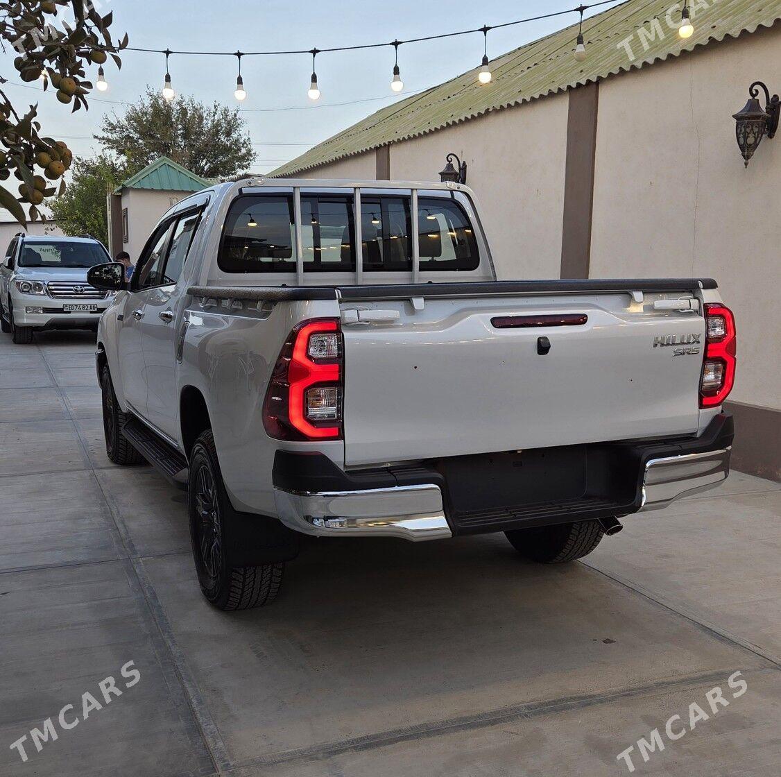 Toyota Hilux 2025 - 663 000 TMT - Кëши - img 4