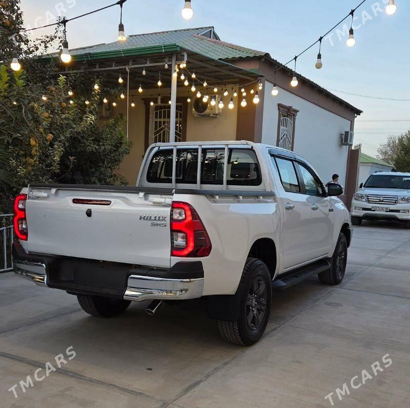 Toyota Hilux 2025 - 663 000 TMT - Кëши - img 5