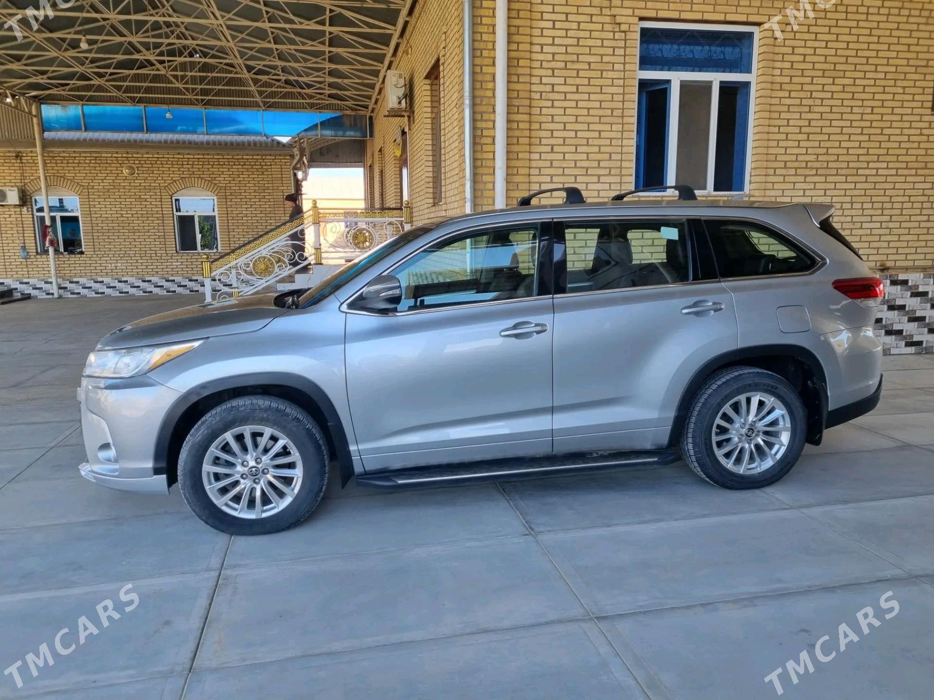 Toyota Highlander 2018 - 440 000 TMT - Mary - img 5