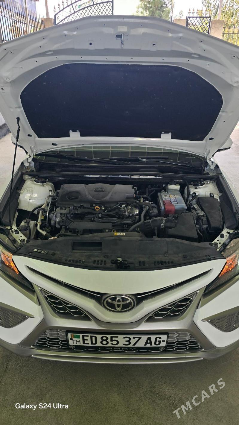Toyota Camry 2022 - 305 000 TMT - Ашхабад - img 9