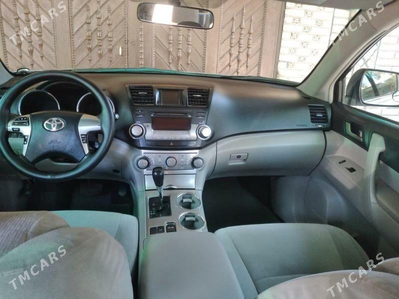 Toyota Highlander 2011 - 320 000 TMT - Дашогуз - img 3