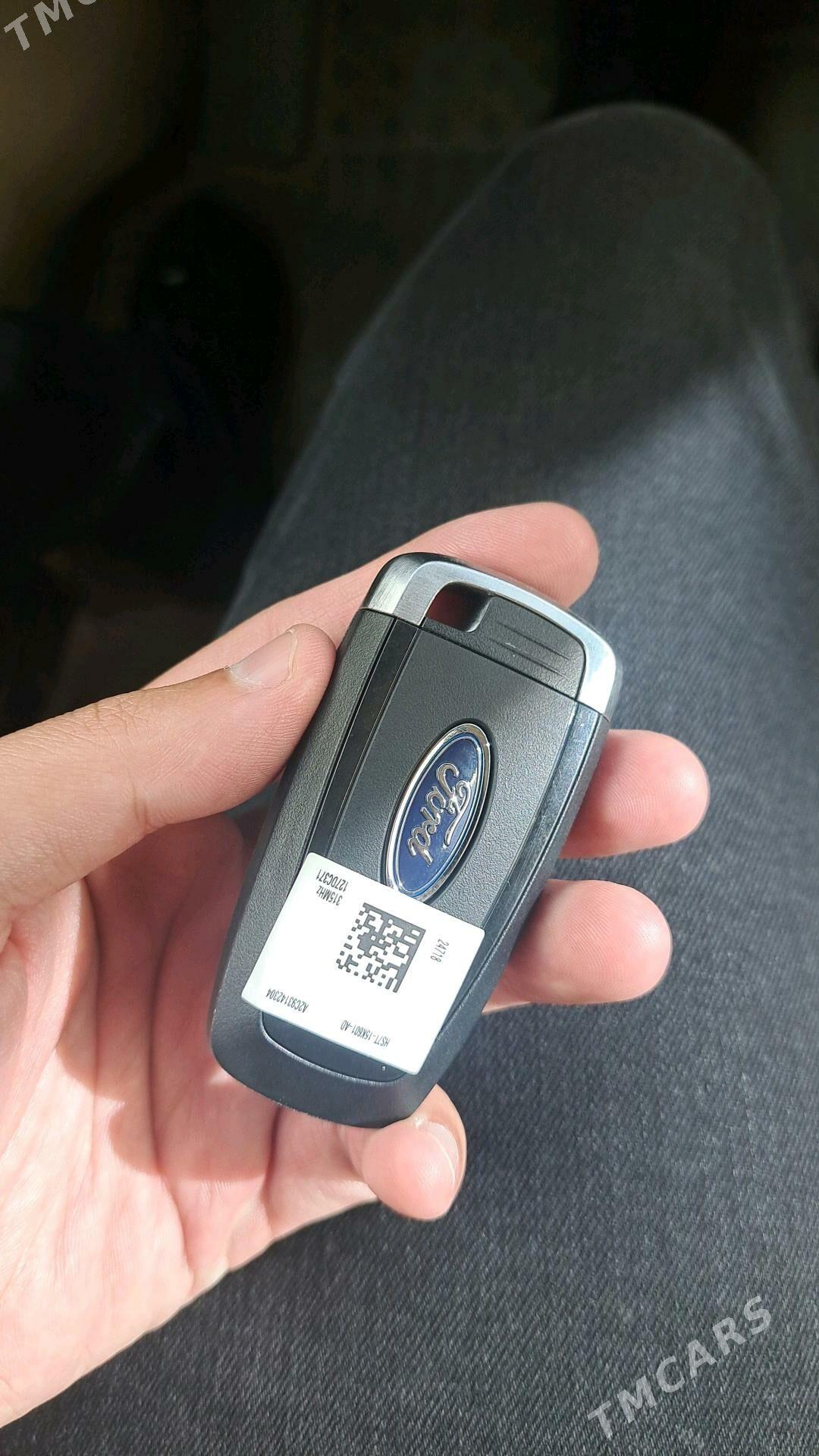 Ford Escape 2022 - 380 000 TMT - Ашхабад - img 3