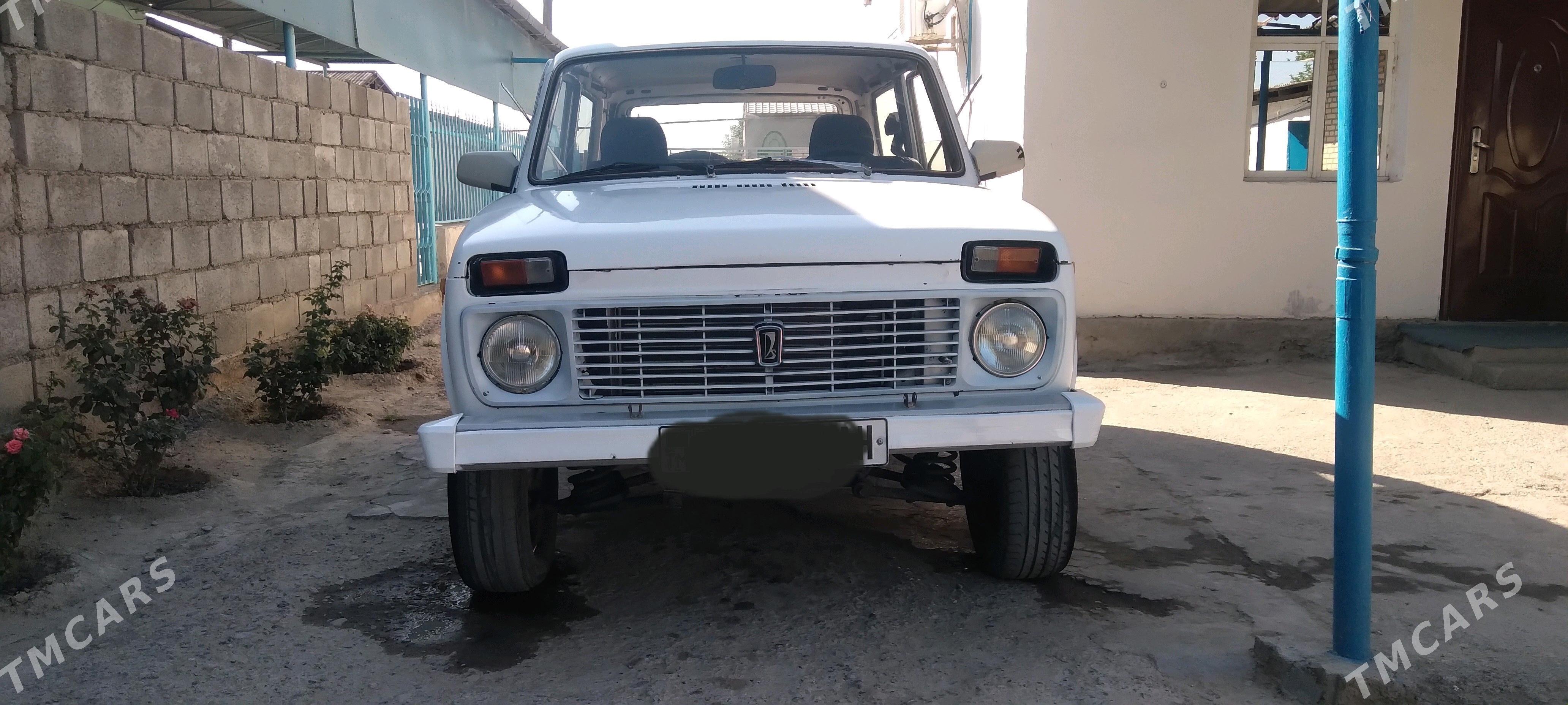 Lada Niva 1980 - 22 000 TMT - Ак-Бугдайский этрап - img 6