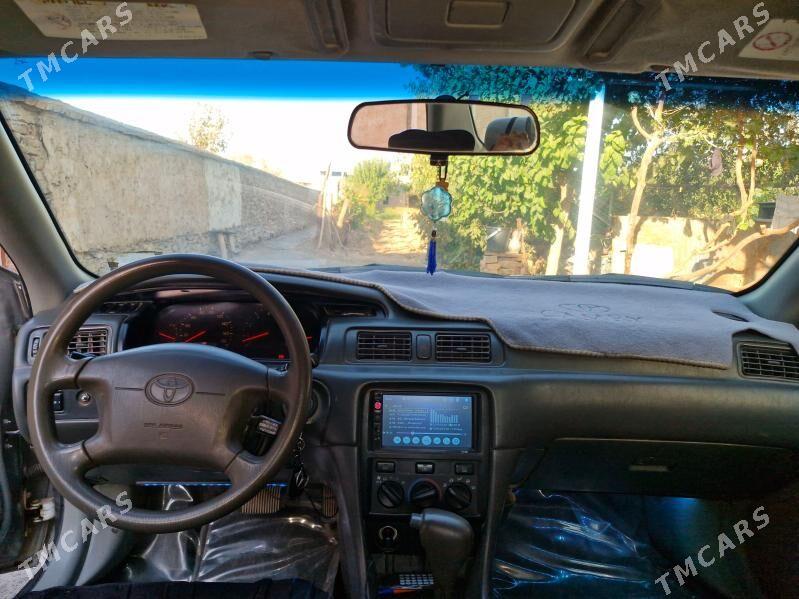 Toyota Camry 2000 - 140 000 TMT - Койтендаг - img 1
