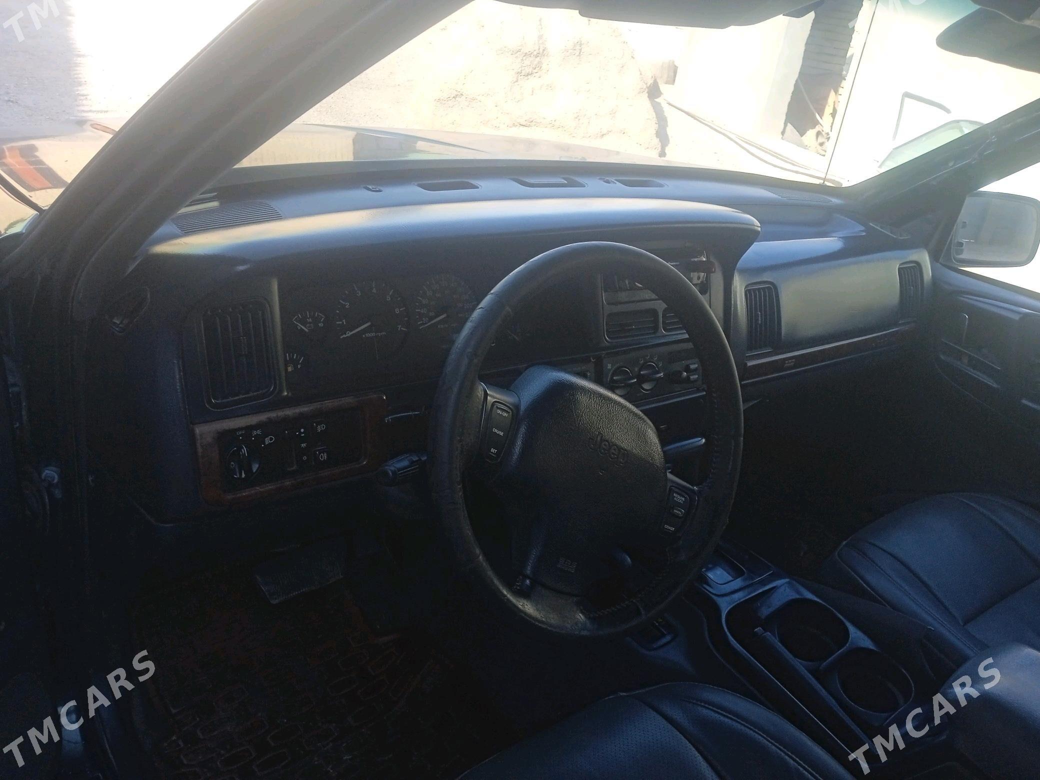 Jeep Grand Cherokee 1997 - 75 000 TMT - Теджен - img 3
