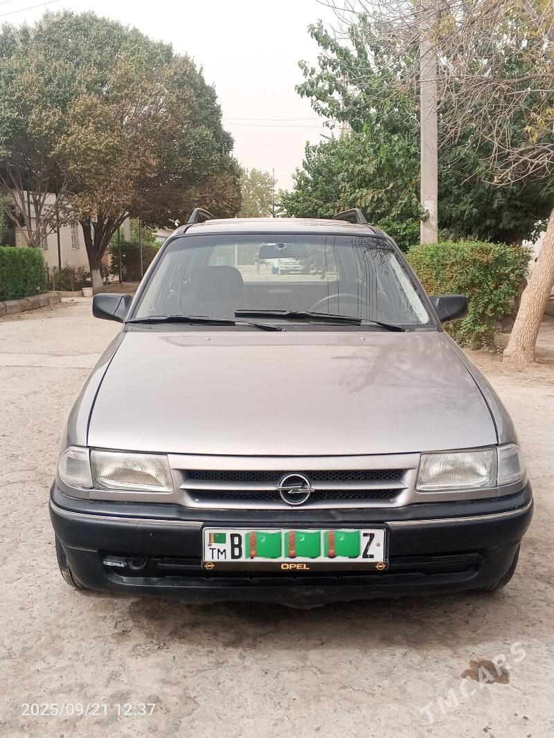 Opel Astra 1993 - 35 000 TMT - Дашогуз - img 4