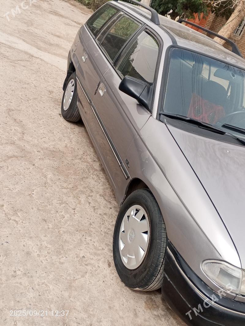 Opel Astra 1993 - 35 000 TMT - Дашогуз - img 8