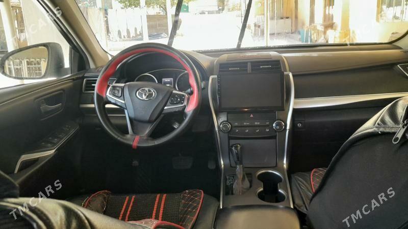 Toyota Camry 2017 - 245 000 TMT - Кëши - img 4