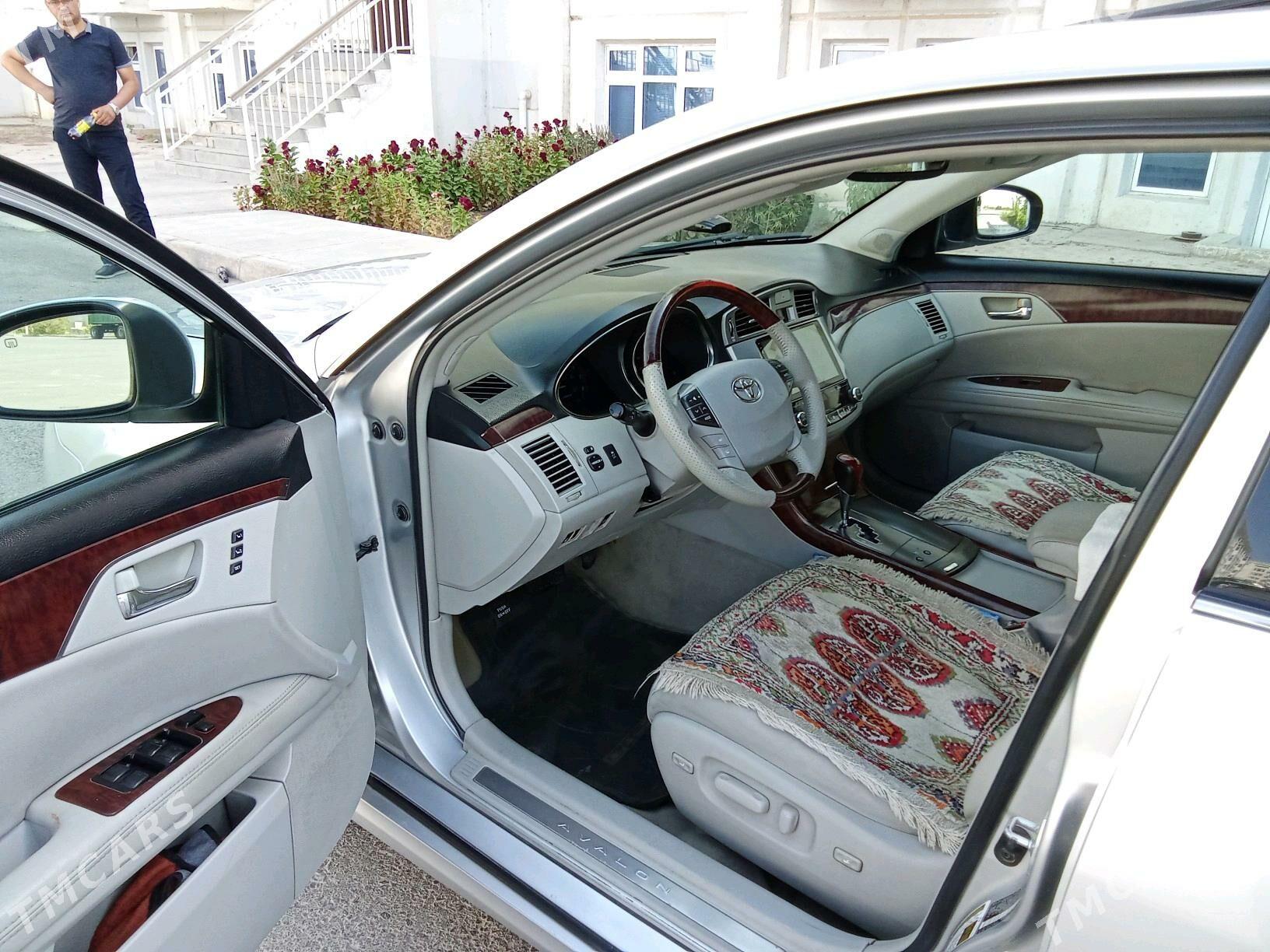 Toyota Avalon 2011 - 300 000 TMT - Саят - img 4