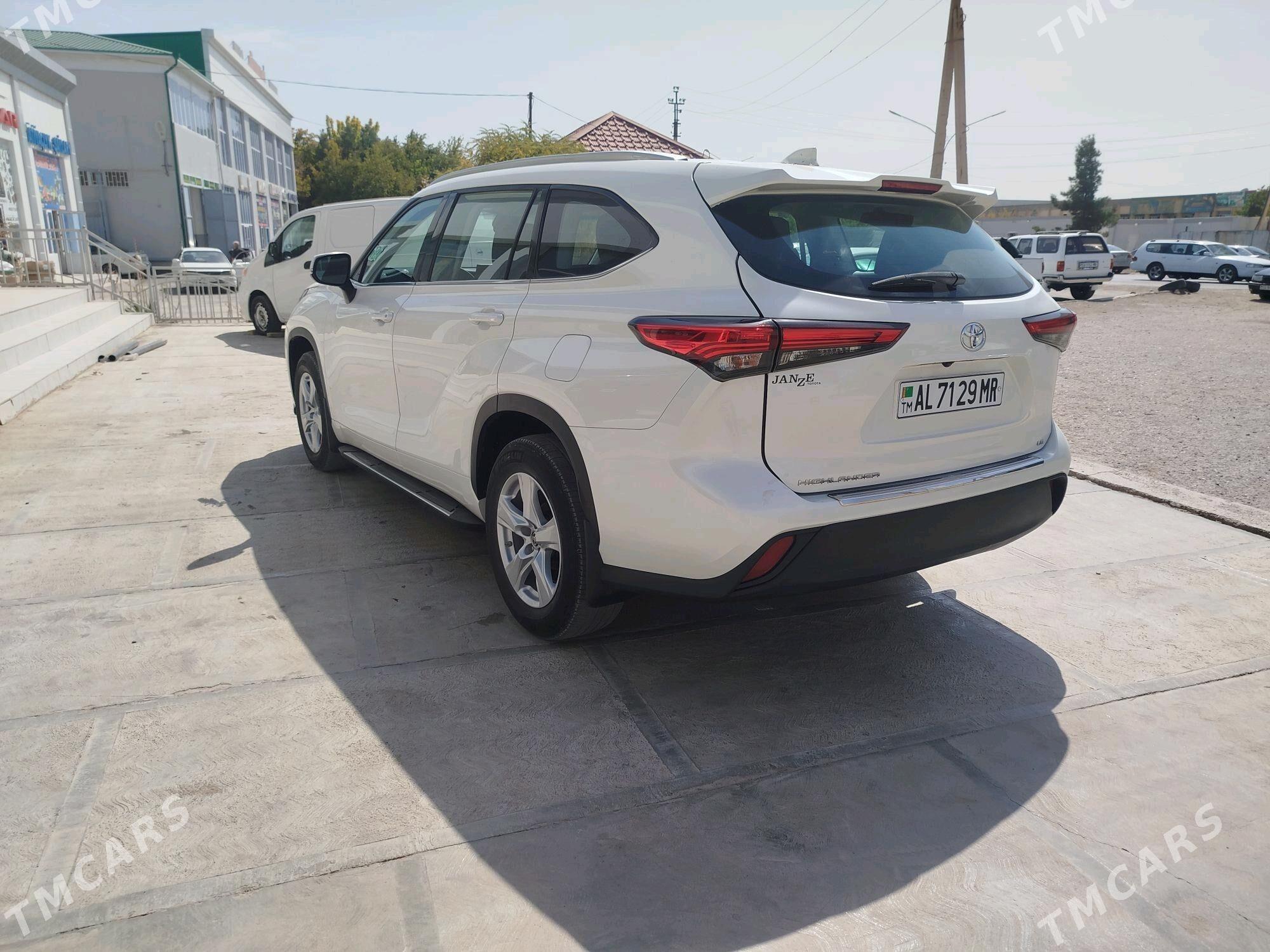 Toyota Highlander 2020 - 490 000 TMT - Мары - img 2