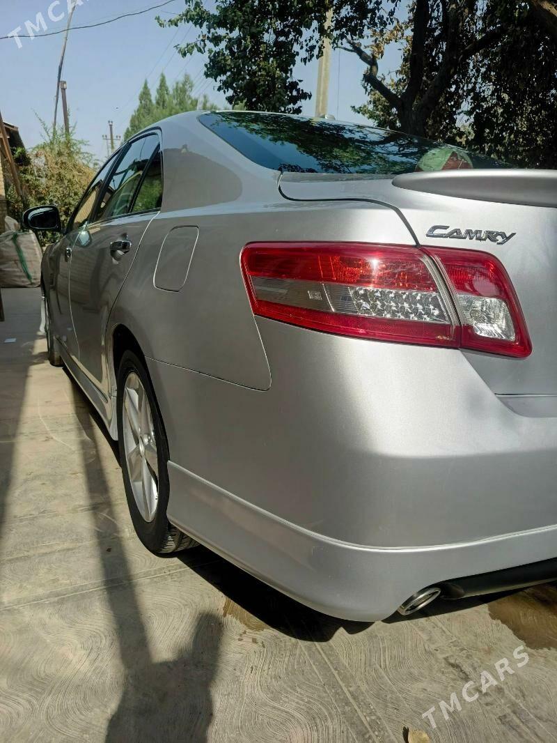 Toyota Camry 2010 - 200 000 TMT - Kerki - img 5