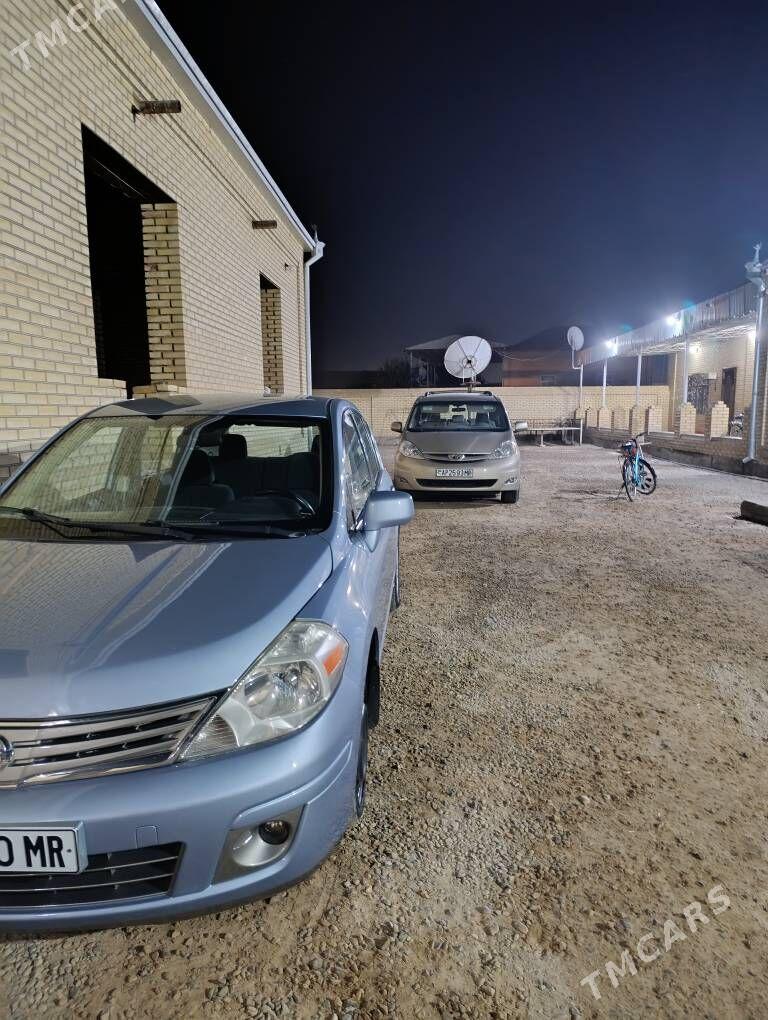Nissan Versa 2011 - 110 000 TMT - Mary - img 2