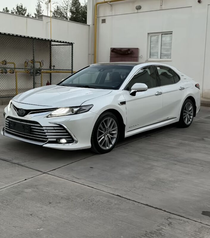 Toyota Camry 2021 - 340 000 TMT - Мары - img 3