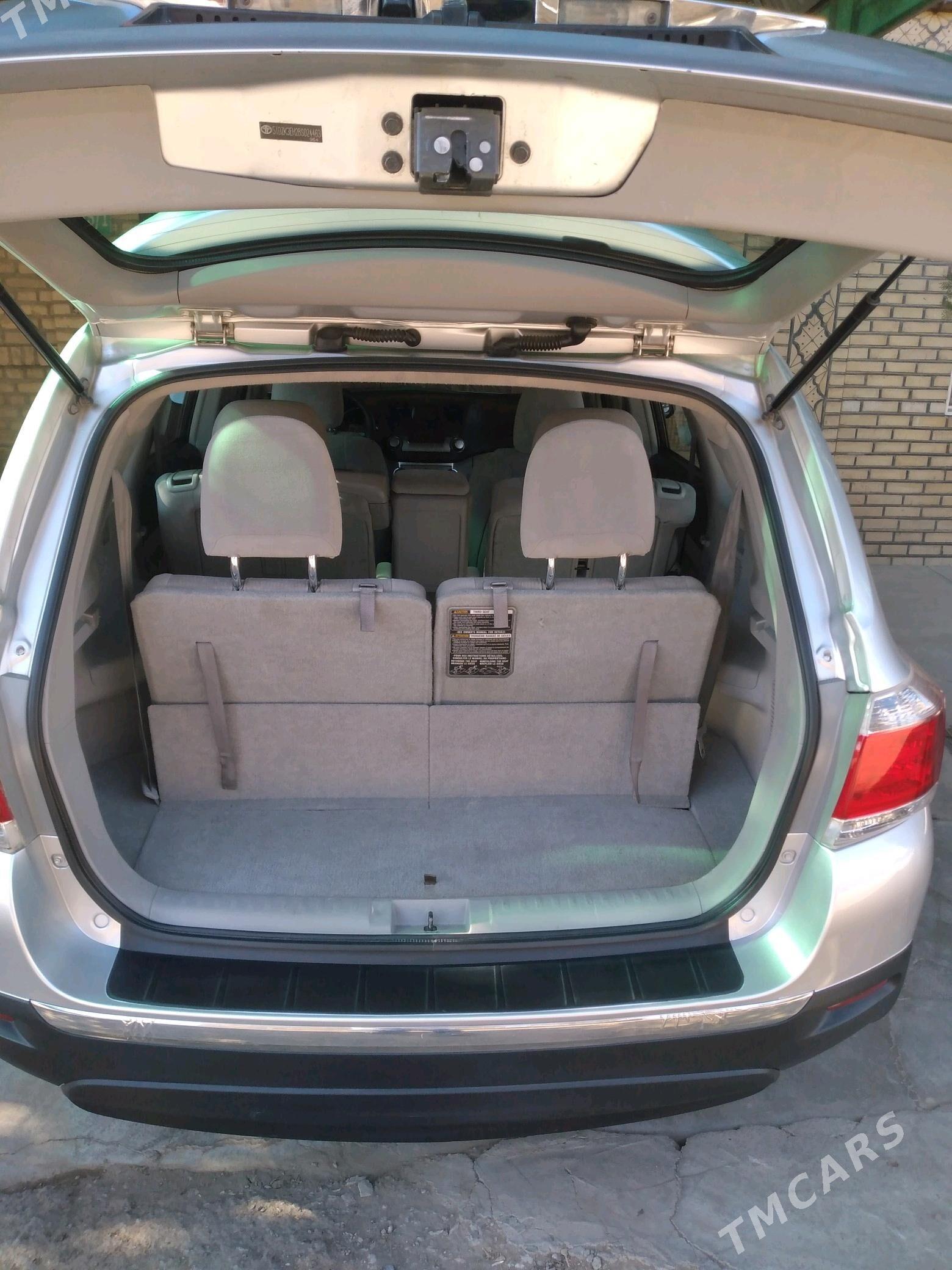 Toyota Highlander 2011 - 320 000 TMT - Дашогуз - img 8