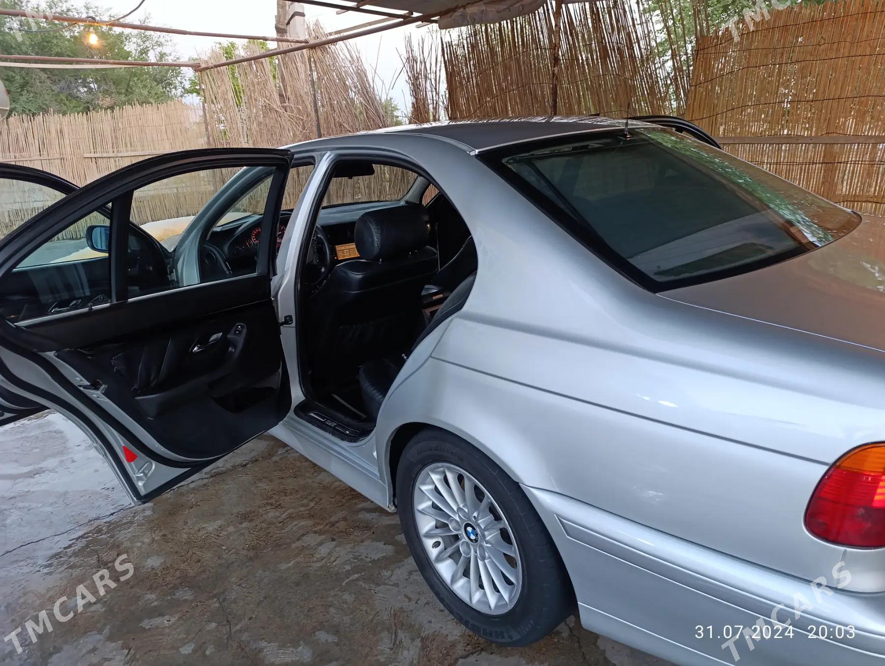 BMW 540 2001 - 110 000 TMT - Серахс - img 5