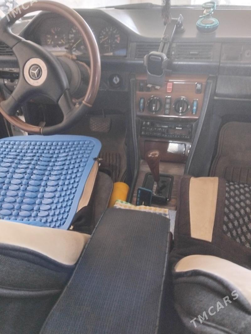 Mercedes-Benz 300E 1989 - 50 000 TMT - Türkmengala - img 3