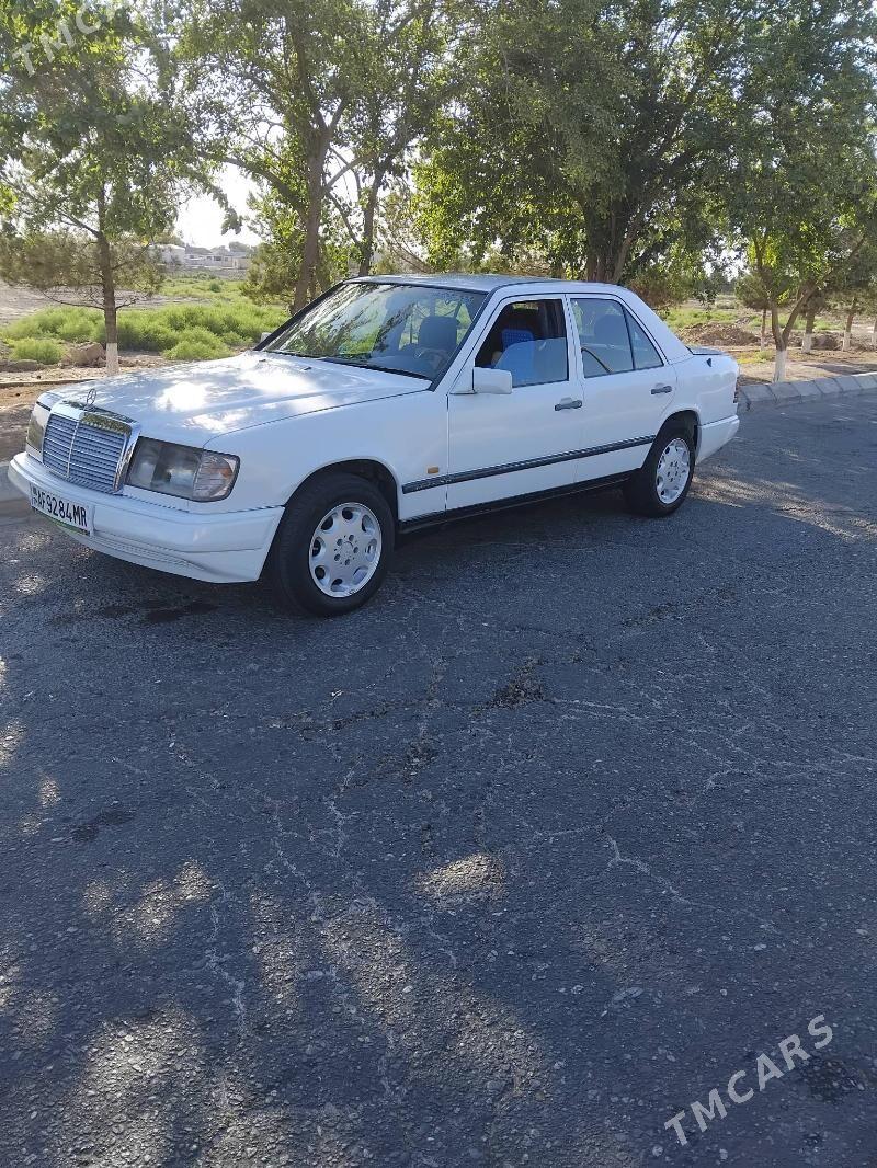 Mercedes-Benz 300E 1989 - 50 000 TMT - Türkmengala - img 4